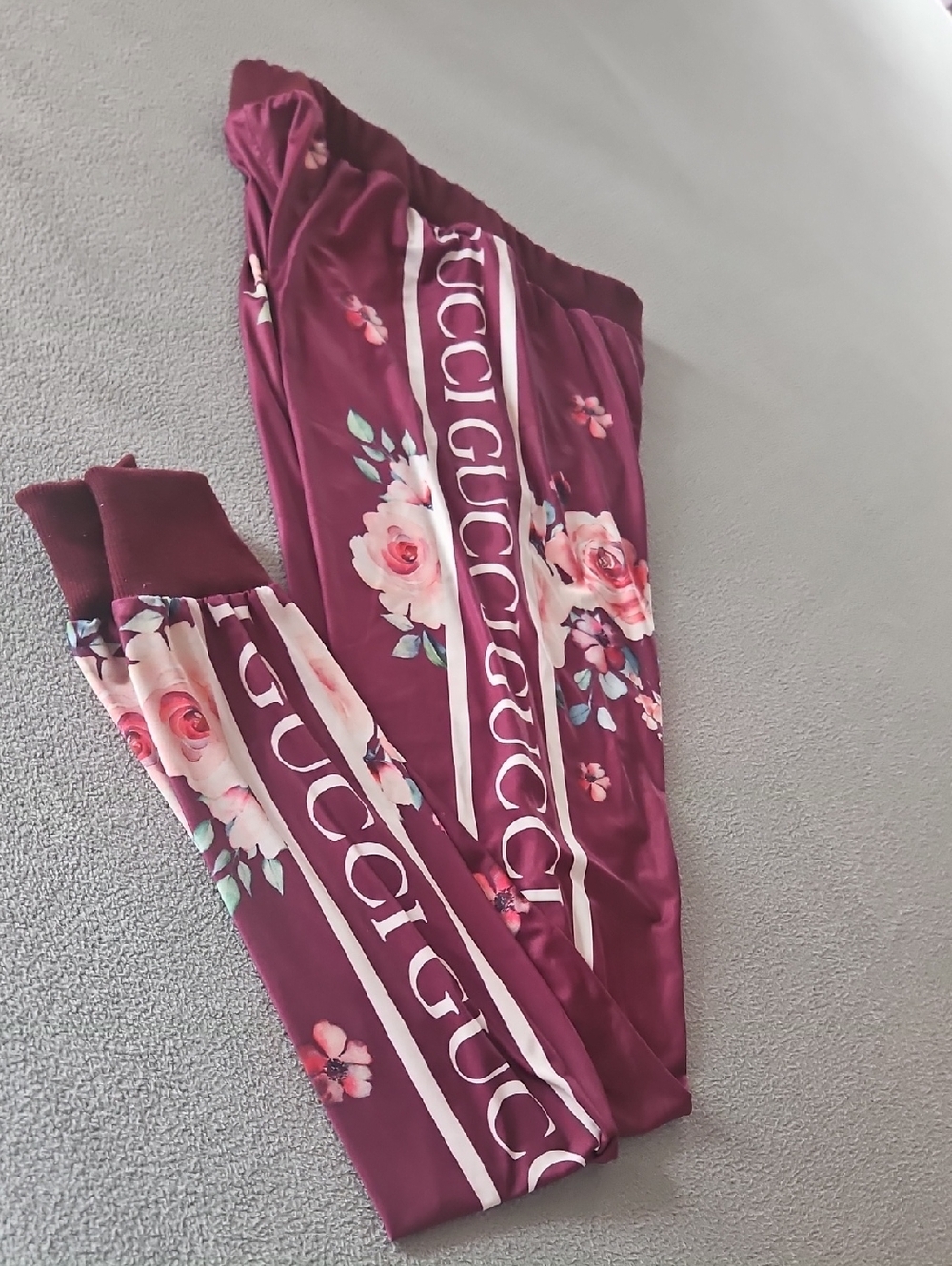 Pajama Bottoms  Blooms Print L Stretch Waist Size MED Burgandy tag From Egypt